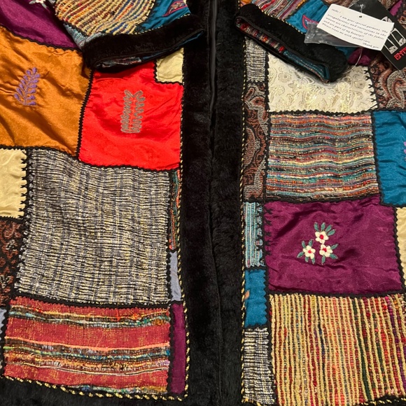 MULTI PATTERN/COLOR EMBELLISHED COAT WITH FAUX FUR TRIM - NWT - Picture 4 of 6